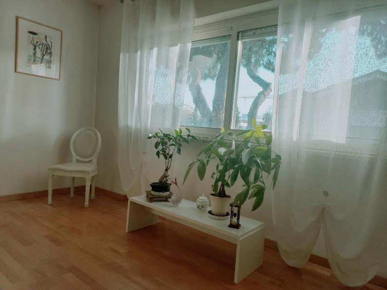 A Un Passo Da... B&B Elmas Экстерьер фото